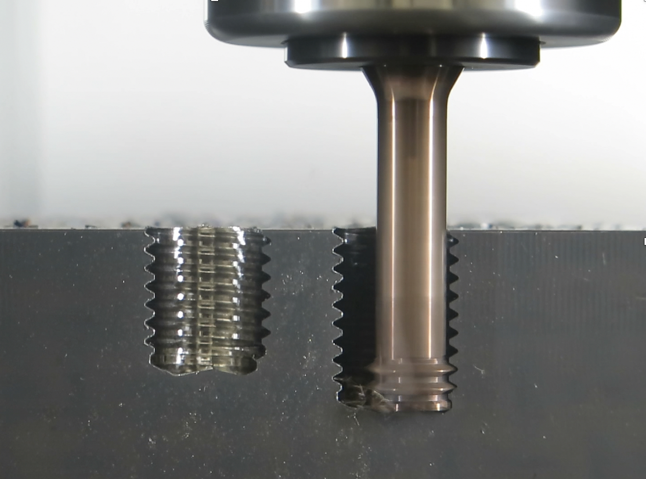 Cutaway thread milling